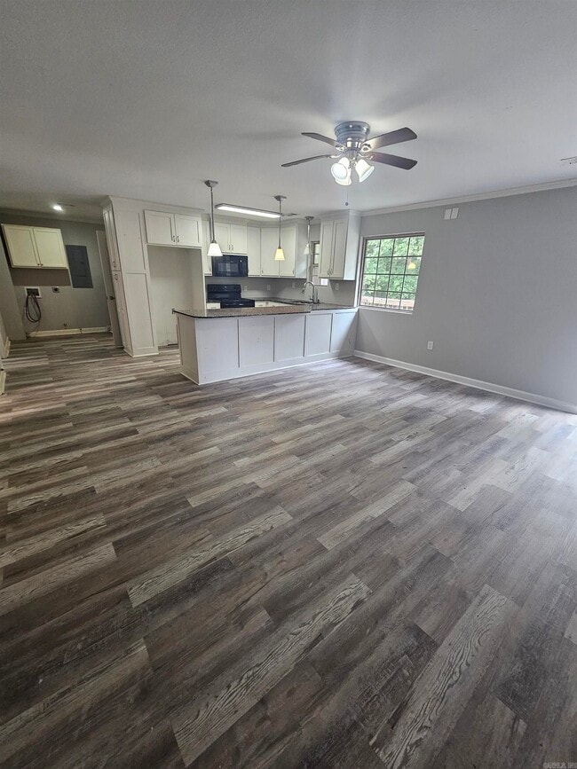 Building Photo - 14807 Sweet Gum Dr