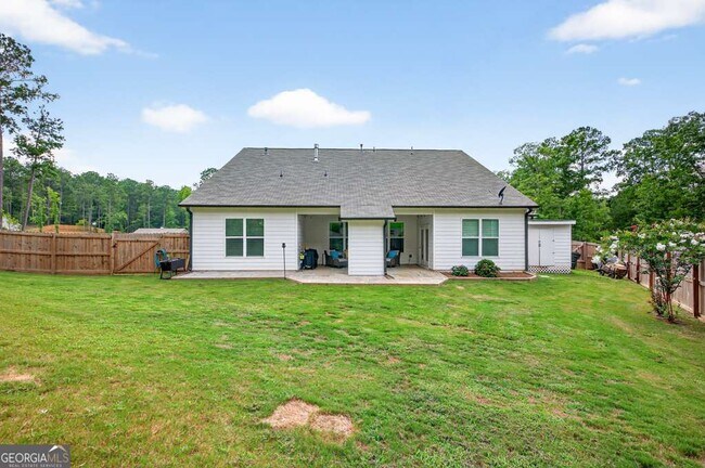 Building Photo - 2121 Charmond Dr