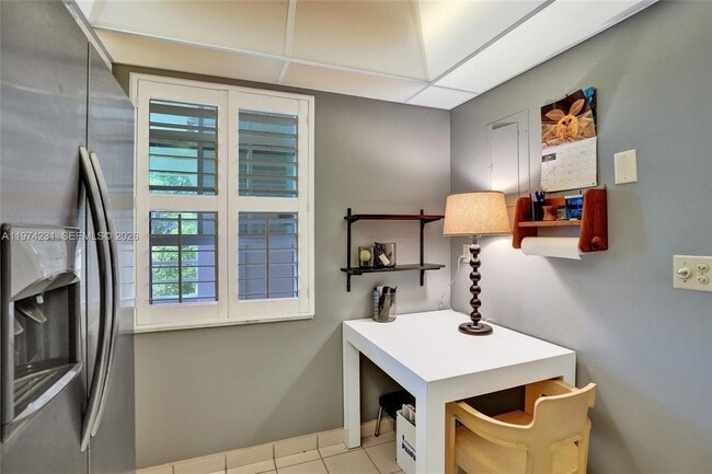 Building Photo - 805 Cypress Blvd