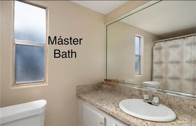 Building Photo - 13 Alvarado St