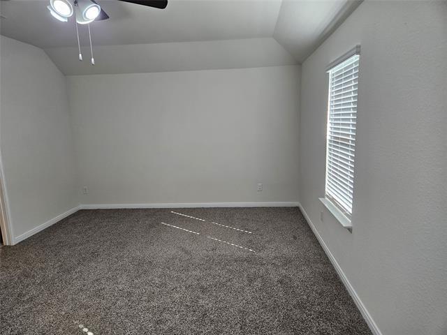 Building Photo - 903 Emerald Gate Dr