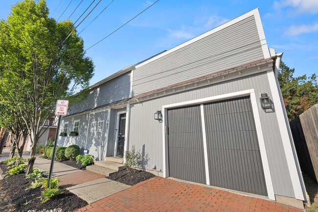 Garage and Front Door - 865 Jaeger St