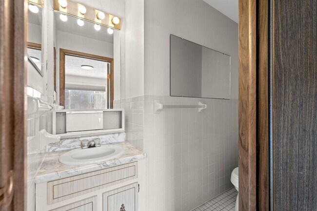 Building Photo - Rent-ready this July: 2 Bedroom and 1 Bath...