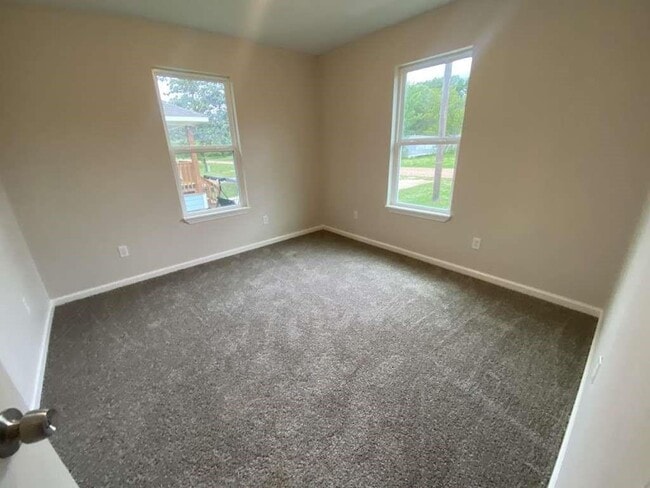 Building Photo - 269 Wood Fern Dr