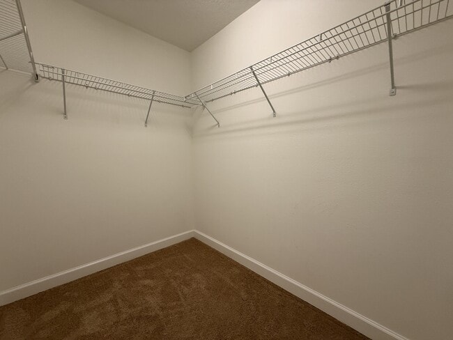 Building Photo - 7505 Fairgrove Ave