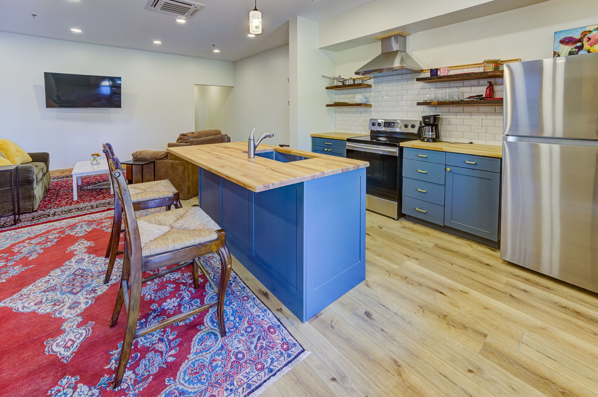 Kitchen / Living Room - 1220 Adams St