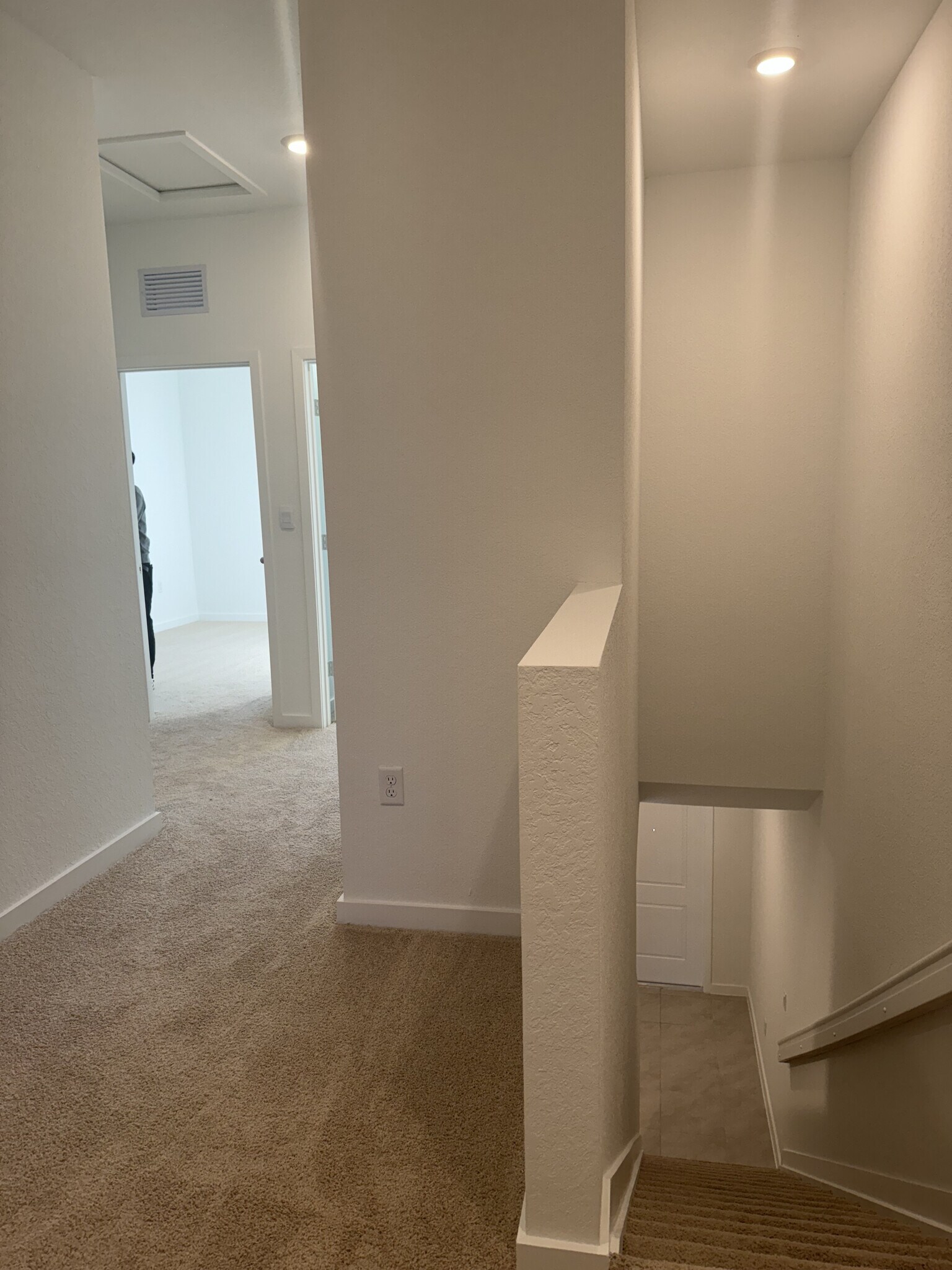 Building Photo - 876 NW 3rd Way