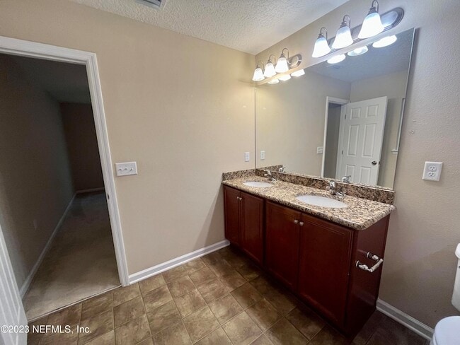 Building Photo - 3168 Angora Bay Dr
