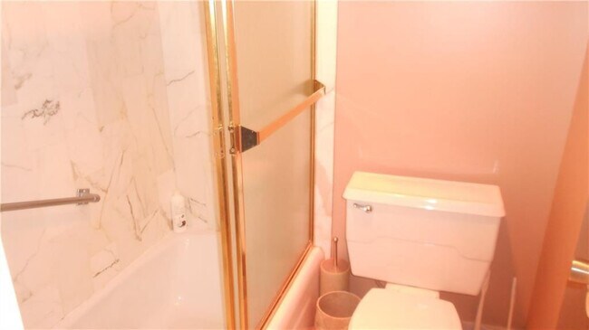 Building Photo - 1200 Hibiscus Ave