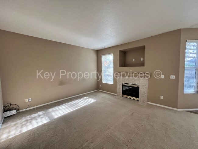 Building Photo - Westridge Ranch Across from Park!