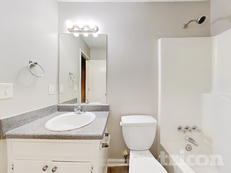 Building Photo - 3071 Morris Ln