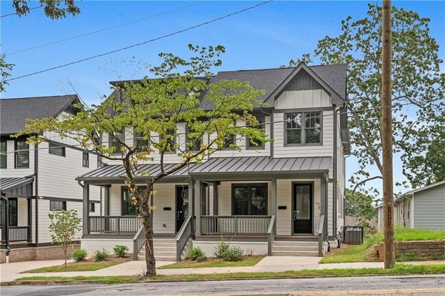 Primary Photo - 965 Boulevard SE
