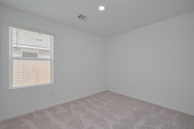 Building Photo - 21459 Montecagnano Ave