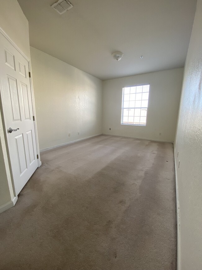 Building Photo - 3848 Lexmark Ln