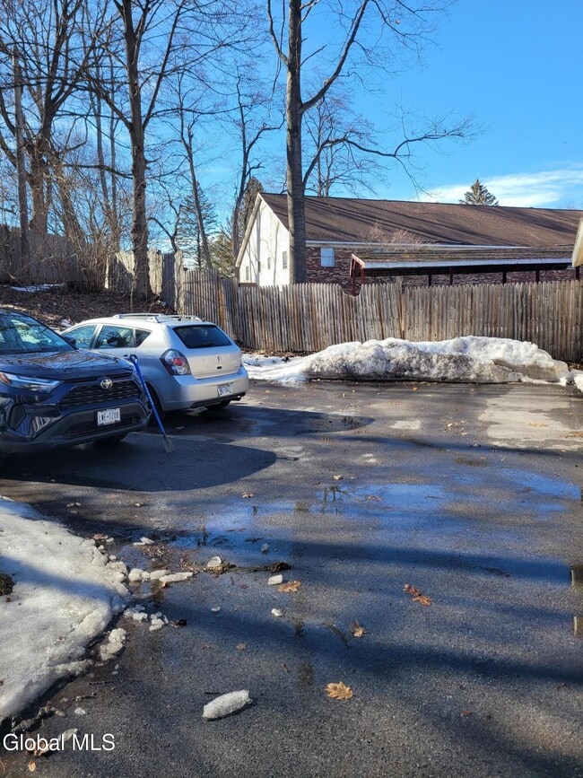 Building Photo - 261 N Ballston Ave