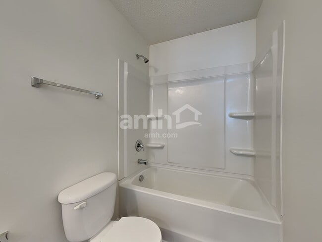 Building Photo - 5318 Ian Dr