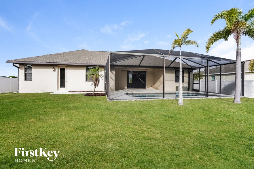 Building Photo - 1829 NW 23rd Ave