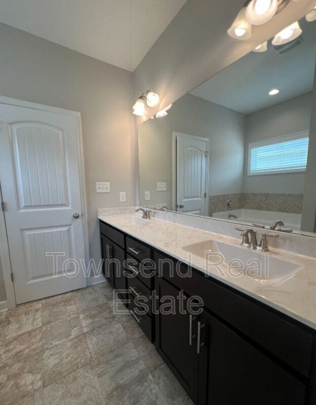 Building Photo - 2513 Owlands Ct