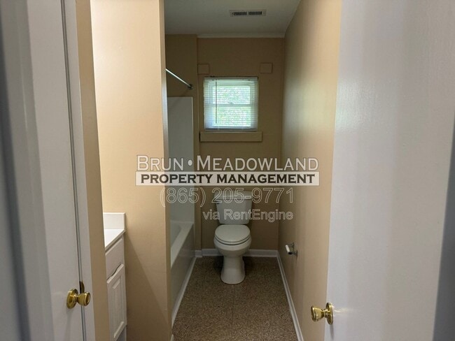 Building Photo - 5200 John Hall Rd