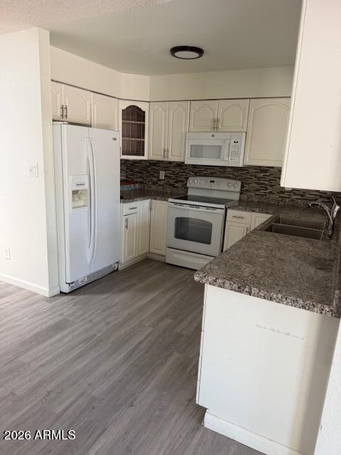 Building Photo - 3033 S Longmore