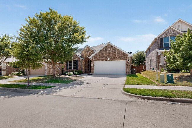 Building Photo - 3312 Glen Crest Ln
