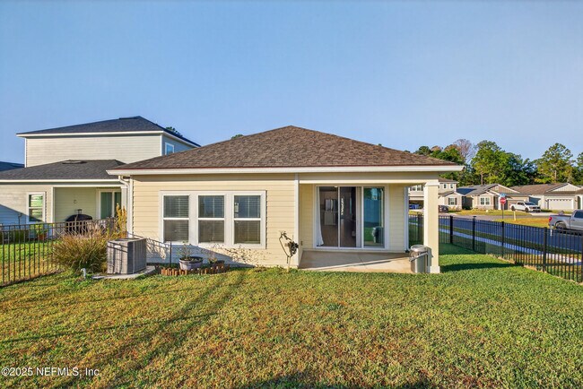 Building Photo - 75598 Blackbird Dr