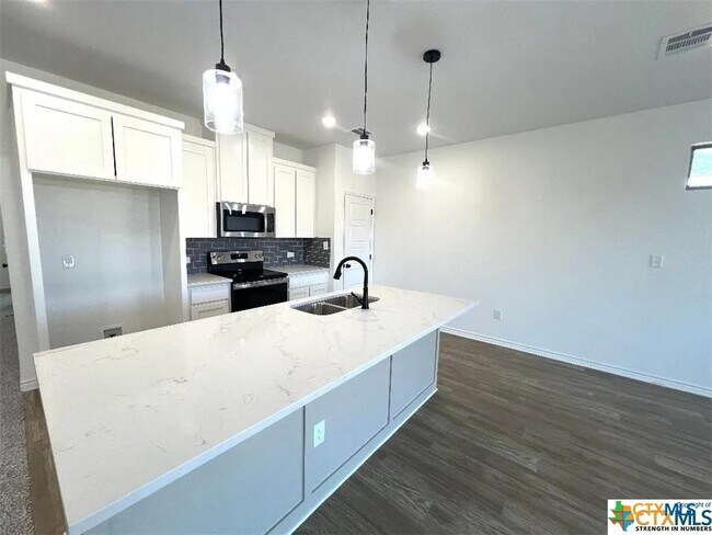 Building Photo - 931 Antelope Trail