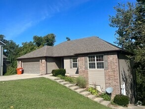 Building Photo - 5Br Basement Home