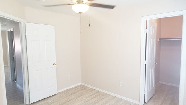 Building Photo - 4 bedroom in Chandler