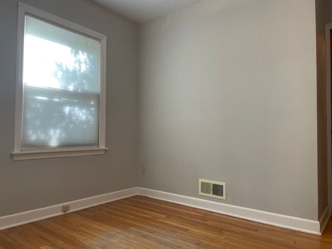 Building Photo - 4120 Jerome St