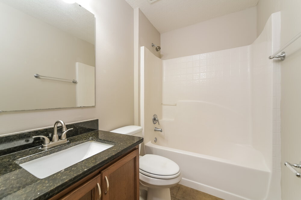 Building Photo - 5470 Silver Thistle Ln