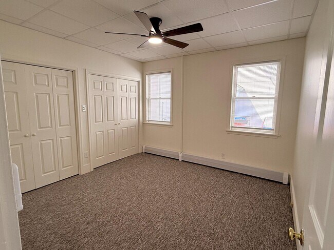 Building Photo - 49 S Fourth St