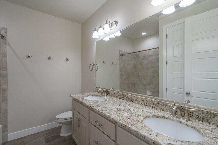 Building Photo - 4254 E Razor Ridge Dr