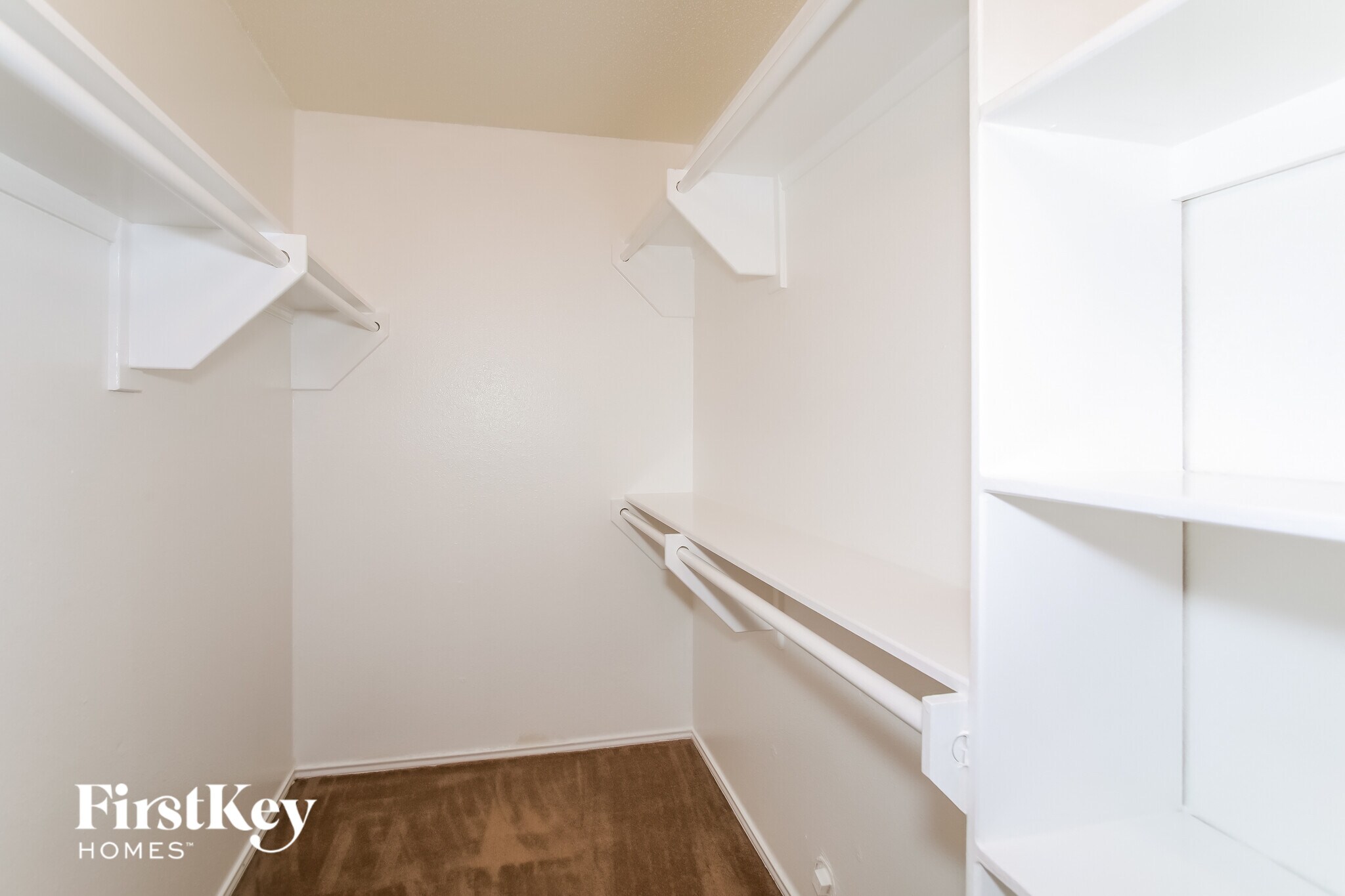 Building Photo - 4641 Goldrock Dr