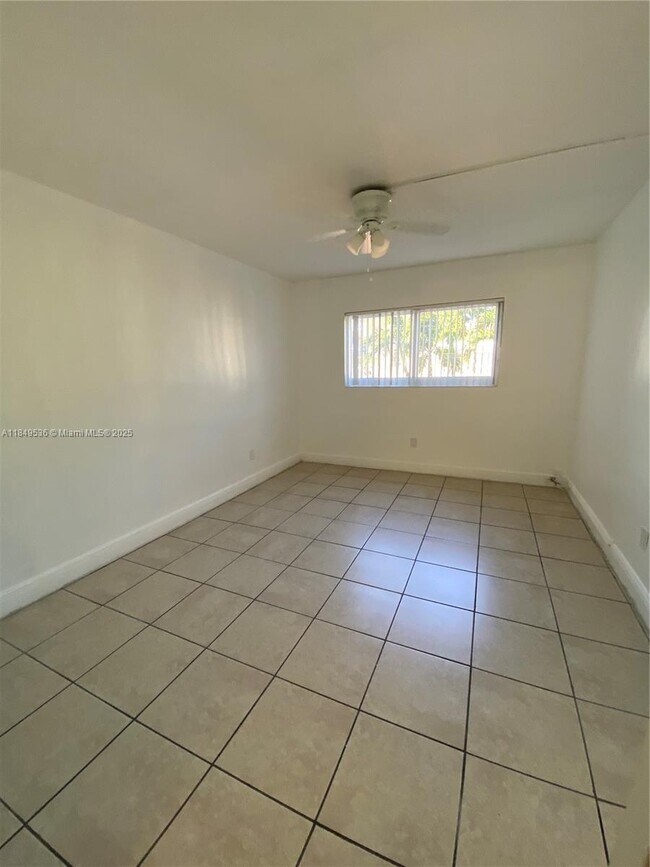 Building Photo - 7505 SW 82nd St