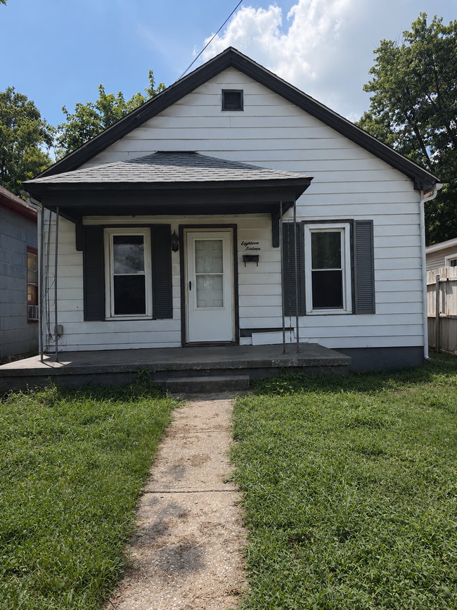 Building Photo - 3 Bed | 1 Bath Home for Rent in Alton – $1,300/Month