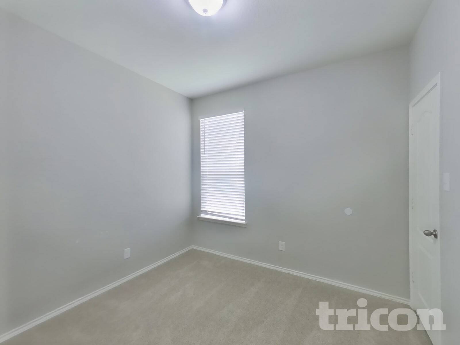 Building Photo - 10019 Placid Bay