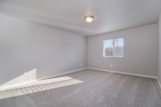 Building Photo - 10227 Pennridge Dr