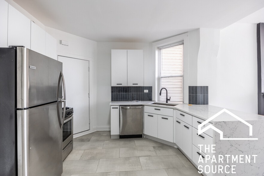 Building Photo - 1843 N Kedzie Ave