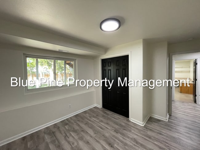 Building Photo - 540 Flamingo Ave