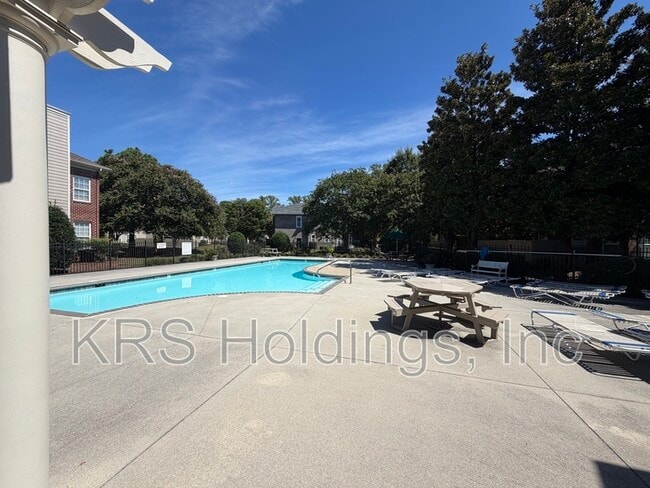 Building Photo - 5229 Elston Ln