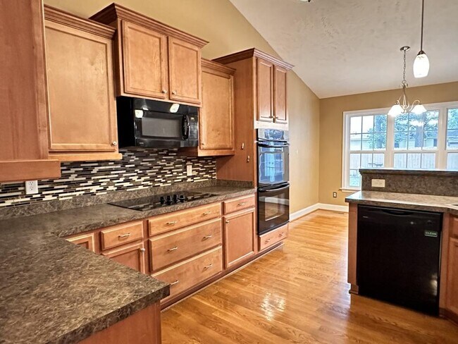Building Photo - 2928 Prioress Dr