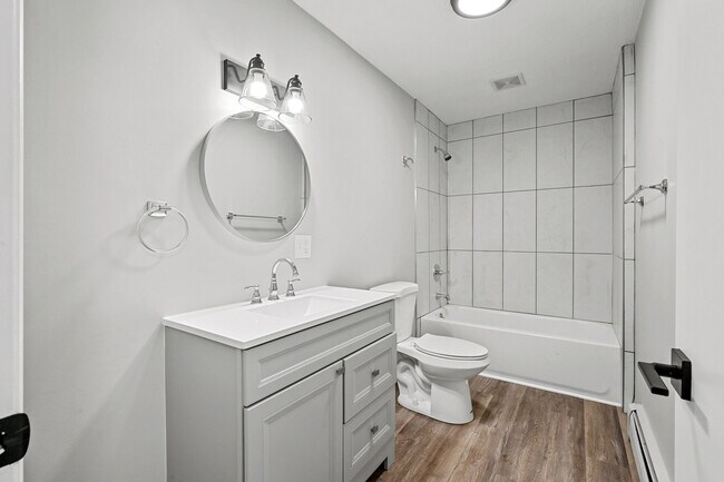 Building Photo - 16601 Eldorado St NW