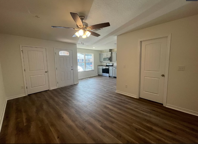 Building Photo - 6821 Whitney Polk Ct
