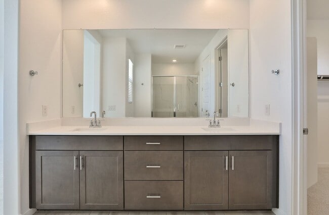 Building Photo - Brand New 4 bed/3 bath in Hawes Crossing C...