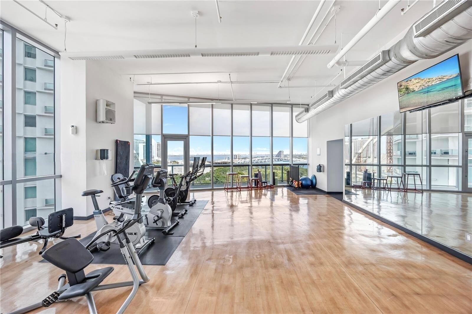 Building Photo - 888 Biscayne Blvd