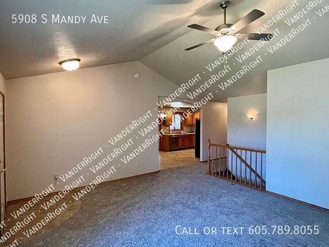 Building Photo - 5908 S Mandy Ave