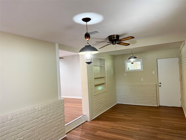 Building Photo - 1434 Marleen St