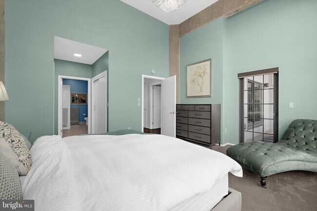 Building Photo - 1200 Steuart St