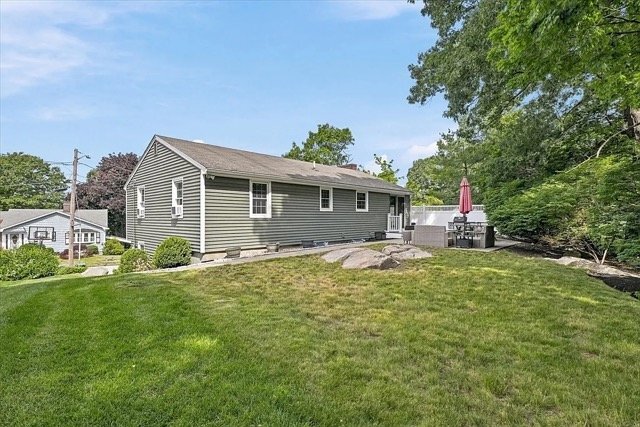 Building Photo - 52 Oak Ridge Cir
